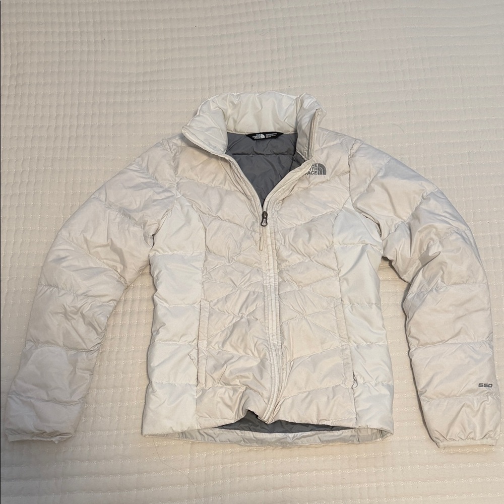 The North Face Women's Light Gray Puffer Jacket